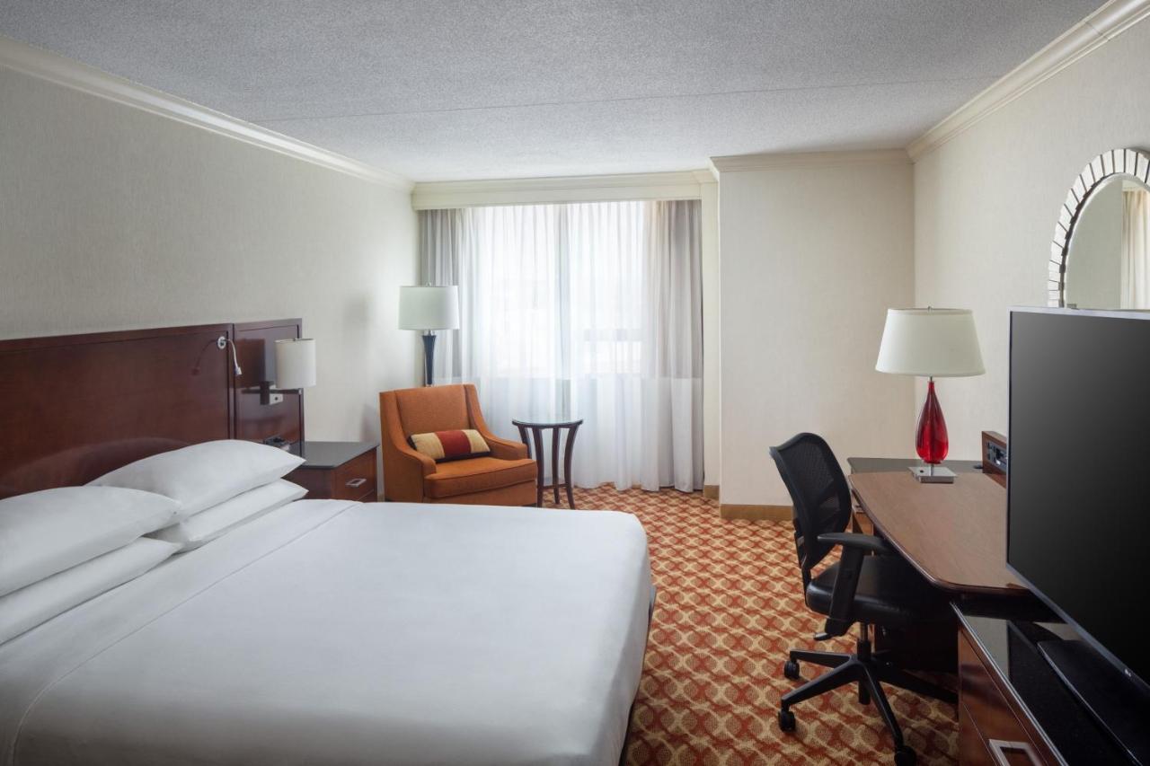 อินเดียนาโพลิส แมริออต อีสต์ Hotel ภายนอก รูปภาพ