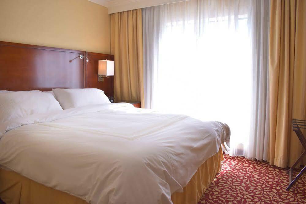 อินเดียนาโพลิส แมริออต อีสต์ Hotel ภายนอก รูปภาพ